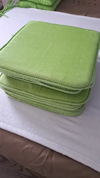 Set 8 Cuscini Seduta Cucina Tessuto Verde