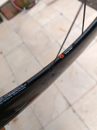 Llanta Delantera Bontrager Aura 5
