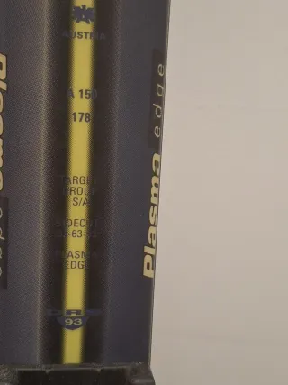 Esquís carving Fisher 178 y ataduras.