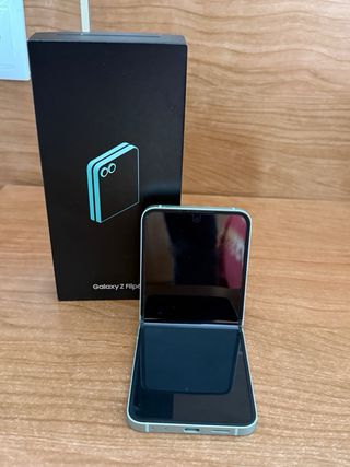 Samsung Galaxy Z Flip6 256GB