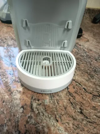 Cafetera Dolce Gusto Blanca