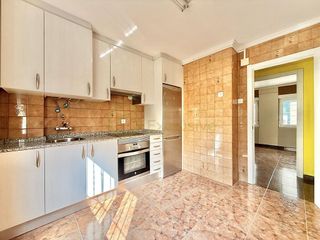 Piso en venta en La Magdalena - Versalles en Avilés