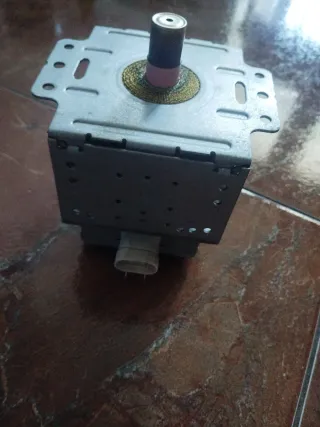 Magnetrón Galanz M24FB-610A