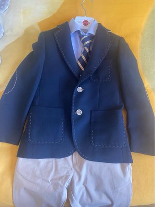 Traje de comunión niño azul y beige