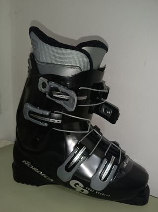 Scarponi sci Nordica n.40