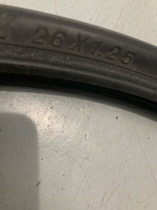 Rueda Bicicleta 26 pulg para rodillo y carretera