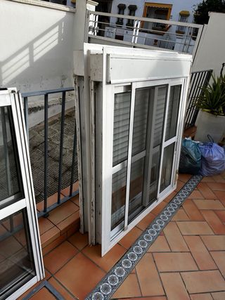 Ventanas correderas aluminio con persiana 120x132