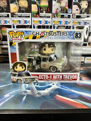 Funko Pop! Ghostbusters Ecto-1 con Trevor 83
