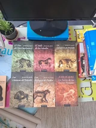 Saga "El clan del oso cavernario"