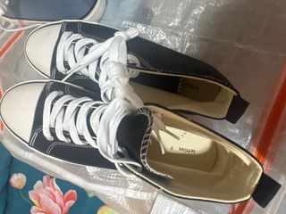 Botines negros y azules con cordones NUEVOS