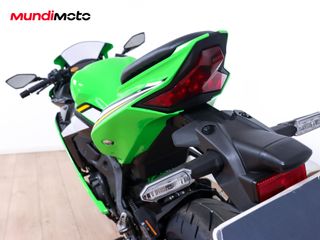 KAWASAKI NINJA ZX 4RR