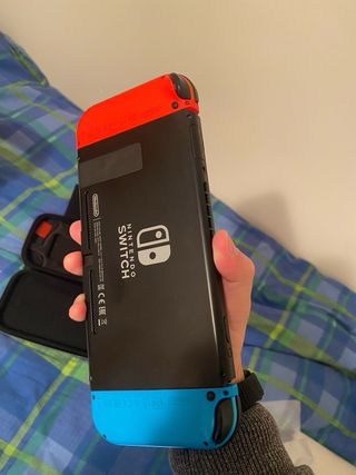 Nintendo Switch + funda