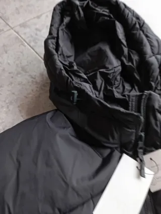 Cazadora térmica Zara negra