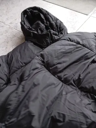 Cazadora térmica Zara negra