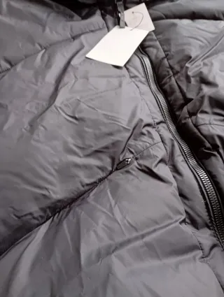 Cazadora térmica Zara negra