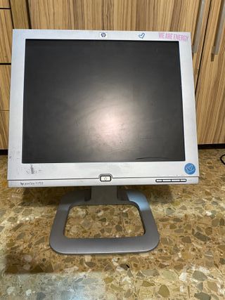 Portátil Acer Aspire con monitor externo