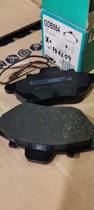 Pastiglie freno Lucas GDB984 Peugeot 605 89-99