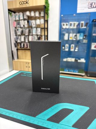 Samsung Galaxy S25 256GB