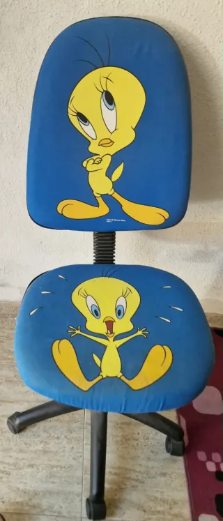 Silla de escritorio infantil con imagen de Piolín