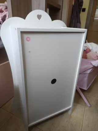 Armario Juguete Bebés Corazones y Nubes