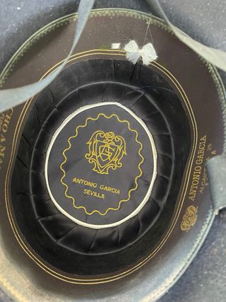 Sombrero de equitación azul