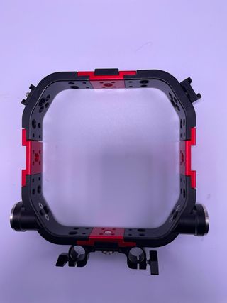 Jaula Cámara Blackmagic 2.5k BMCC