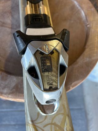 Sci, bastoni e scarponi da sci