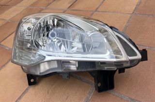 Faro Citroen Berlingo / Peugeot Partner 2008-2019