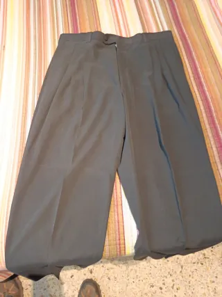 Traje de ceremonia hombre elegante negro