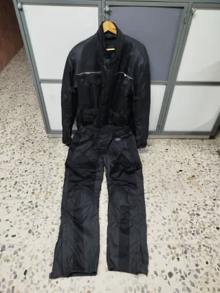 Equipación moto chaqueta y pantalón