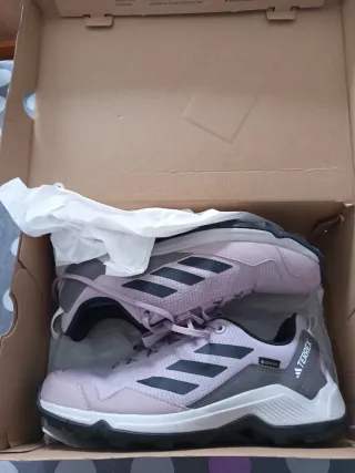 Zapatillas Adidas Gore-Tex Talla 41.5