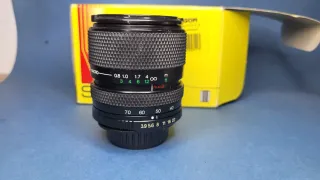 Objetivo Soligor 28-70mm f/3.9-4.8 M42 Zoom Macro