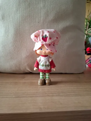 Muñeca Tarta de Fresa Vintage