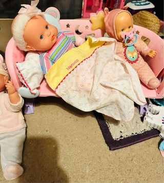 Set de juegos Nenuco y busto nancy regalo