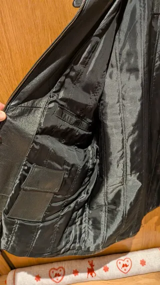 Chaquetón de piel auténtica negro Peter Cohen.