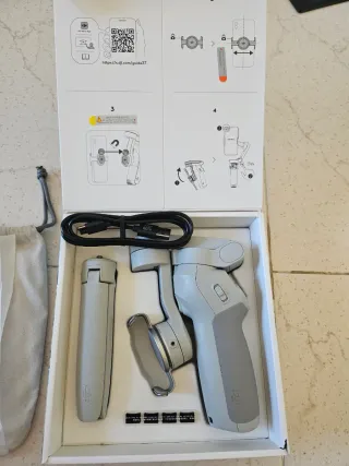 DJI Osmo Mobile SE Gimbal