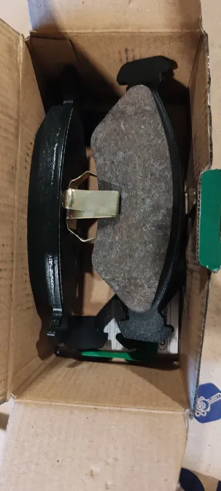 Pastiglie freno Lucas per Ford Fiesta Ka e Mazda