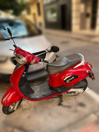 Moto 125cc Aiyumo Classic Roja