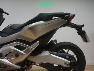 HONDA FORZA 750 (A)