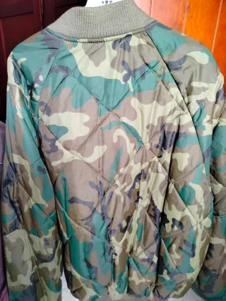 Cazadora bomber camuflaje