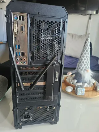 Torre PC Gaming i5 16GB RX 6600 8GB