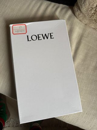 Bufanda Loewe Camel a estrenar