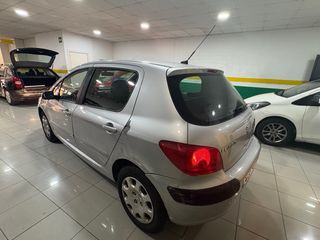 Peugeot 307 2.0 HDI XT 2002