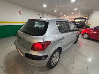 Peugeot 307 2.0 HDI XT 2002