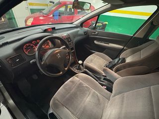 Peugeot 307 2.0 HDI XT 2002