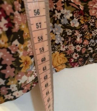 Blusa estampada floral talla L, nueva