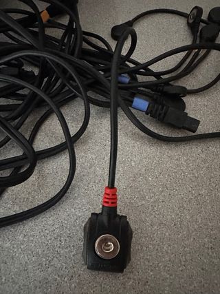 Cables electroestimulador Compex.