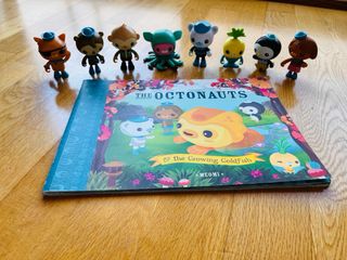 Octonautas libro y figuras