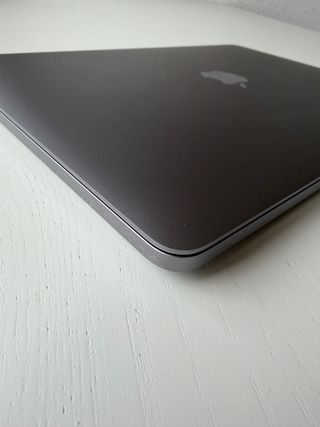 MacBook Pro 13 2020 Gris Espacial