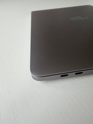 MacBook Pro 13 2020 Gris Espacial